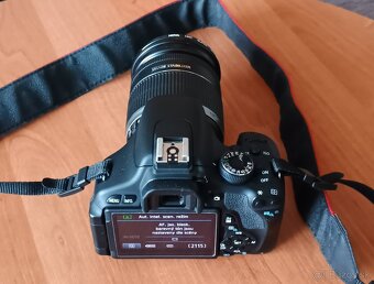 Canon EOS 600D - 2