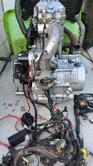 Motor 200cm3 vodou chladený - 2