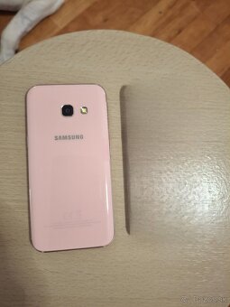 Samsung galaxy A3 2017 - 2