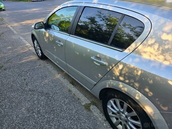 Predam Opel Astra 1.8 benzin manual 91 kw - 2