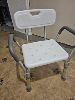 Sprchovacia stolička - 2