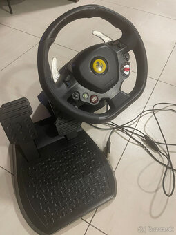 volant na konzolu Xbox360 - 2