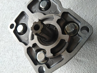 hydraulické čerpadlo NŠ-10 - 2