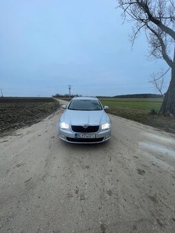 ŠKODA SUPERB II COMBI 2.0 DSG - 2