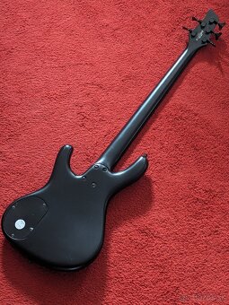 Ibanez Ergodyne EDB605 aktívna basgitara - 2