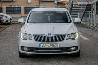 Škoda Superb 2.0 TDI CR 170k Elegance DSG - 2