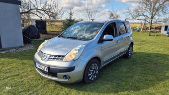 Nissan automat, benzín, - 2