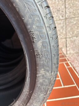 Bridgetstone - 205/45 R17 letne - 2