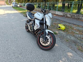 Kawasaki ER6N - 2