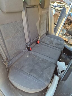 Sedačky VW Golf 6 - 2