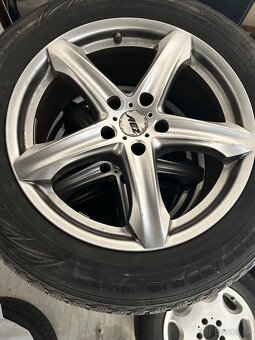 Nokian 255/55 R19 zimne Range Rover - 2