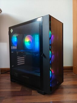Ryzen 7700x + rtx 5060 8gb - 32GB DDR5 - 2