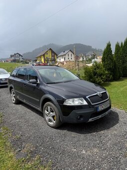 Škoda Octavia Scout - 2