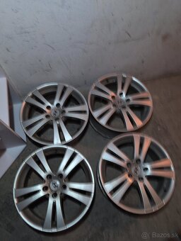 Original elektrony Hyundai 17" 7.5Jx17H2 - 2