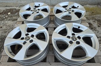 ORIGINÁL TOYOTA HLINÍKOVÉ DISKY 5x114,3 R17 - 2