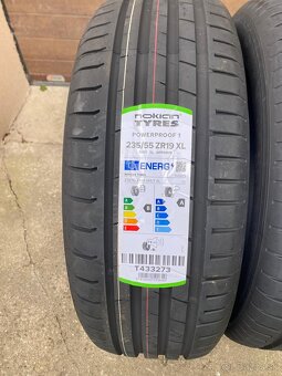 Pneumatiky Nokian Tyres Powerproof 235/55 R19 105Y - 2