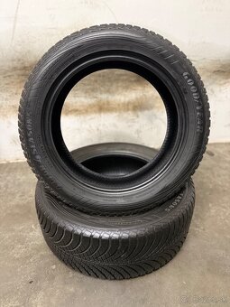 Celoročné pneumatiky 235/50/18 Goodyear Vector 4 Seasons - 2