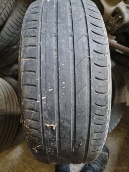 Predam letne pneu 215/50 R18 - 2
