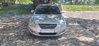 Kia ceed 1,6 benzín r.v. 4/2007 AUTOMAT - 2