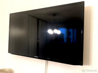 Samsung LCD 107 cm (42”) - 2