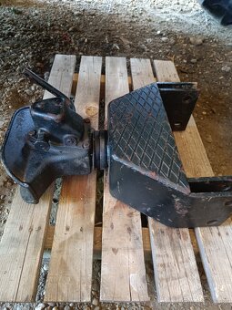 Predám automatické tahlo na Zetor/ZTS - 2