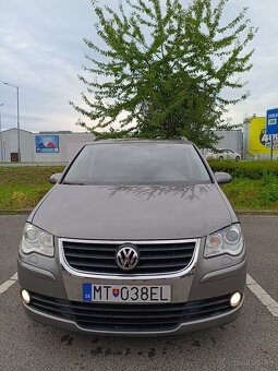 Volkswagen Touran 1.4 TSi DSG - 2