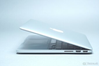 ZÁRUKA/Macbook Pro 13.3"/I5 2.6GHZ/8GB RAM/256GB SSD/CZ - 2