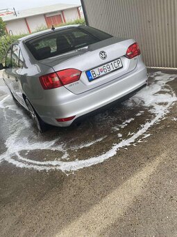 Volkswagen Jetta 2011 - 2