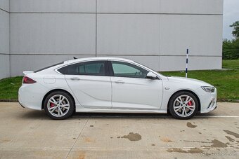 Opel Insignia GSI 2.0 CDTI BiTURBO 210k S S 4x4 AT8 - 2