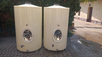 Plastové nádrže na víno a iné tekutiny - 2