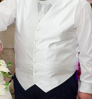 Svadobná vesta s kravatou - 2