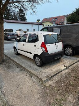 Hyundai I10  1.1i r.2009 - 2