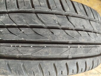 Letné pneu 195/50 R15 - 2