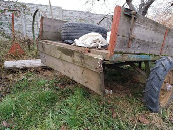 Vlečka za traktor - 2