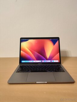 MacBook Pro 2017 | i5 • 8GB • 128GB SSD - 2