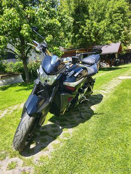 Suzuki B-king - 2