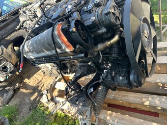 Motor bmw m57d30 - 2