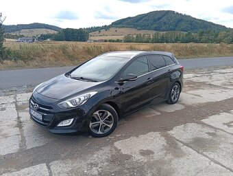 Predám hyundai i30 CW r.v2016 - 2