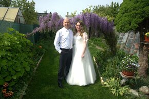 Trblietavé svadobné šaty - veľkosť 40-44 - 2