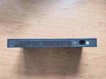 Switch 24+4 portov TP-Link JetStream T1600G-28TS Omada - 2