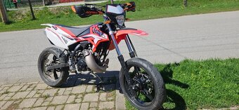 Betta 50RR Motard - 2