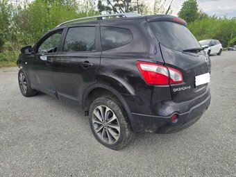 Nissan Qashqai+2 ŠTARTUJE,4x4,74tkm,7miest,NAVI,PANO,1.majit - 2
