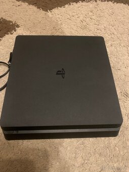 Ps4 slim - 2