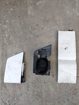 Kryt nádrže VW T5 - 2
