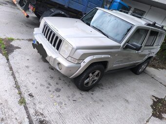 Jeep Commander - 2