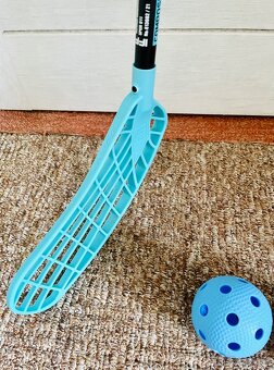 Florbalová hokejka Freez Fox 27 Oval MB + obal Kensis - 2