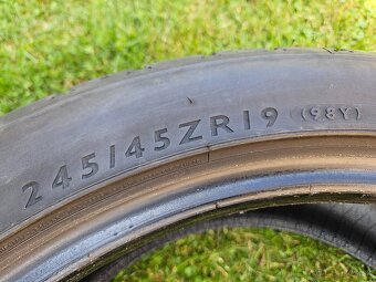 Dunlop SPORT MAXX RT 245/45 ZR19 98Y - 2