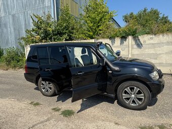 Mitsubishi Pajero AC KOMBI - 2