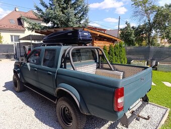 Nissan Navara - 2