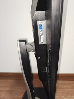Monitor Dell E2211hb - 2